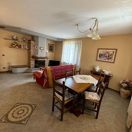 Appartamento Gallicano - La Tana Exteriör bild